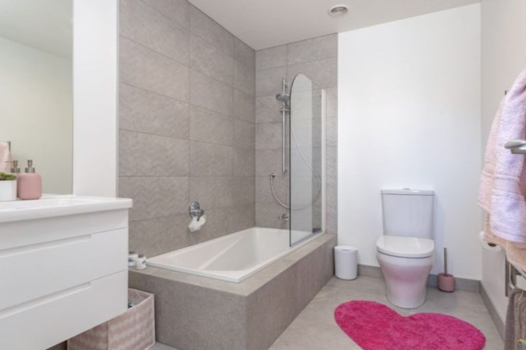 Photo of property in 8 Glide Lane, Whitby, Porirua, 5024