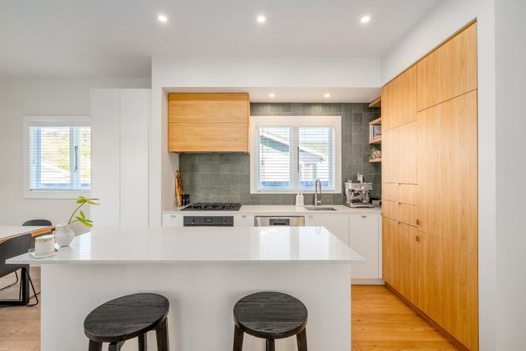 Photo of property in 1/6 Saint Martins Road, Saint Martins, Christchurch, 8022