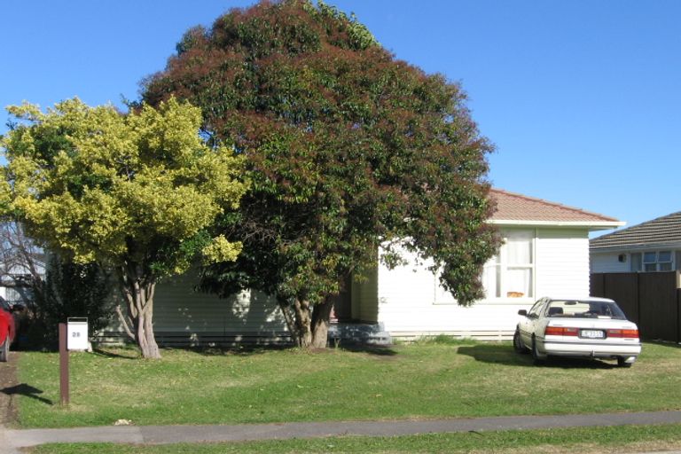 Photo of property in 28 Cottrell Crescent, Onekawa, Napier, 4110