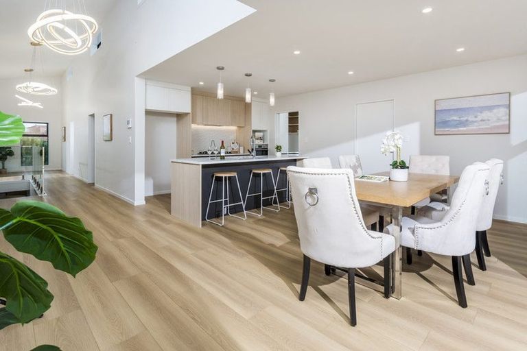 Photo of property in 33 Pinecrest Drive, Gulf Harbour, Whangaparaoa, 0930