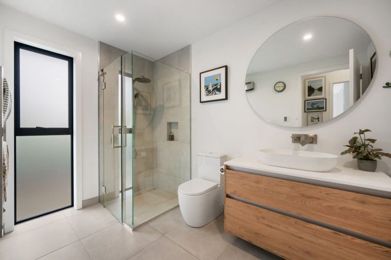 Photo of property in 15 Mills Road, Wanaka, 9305
