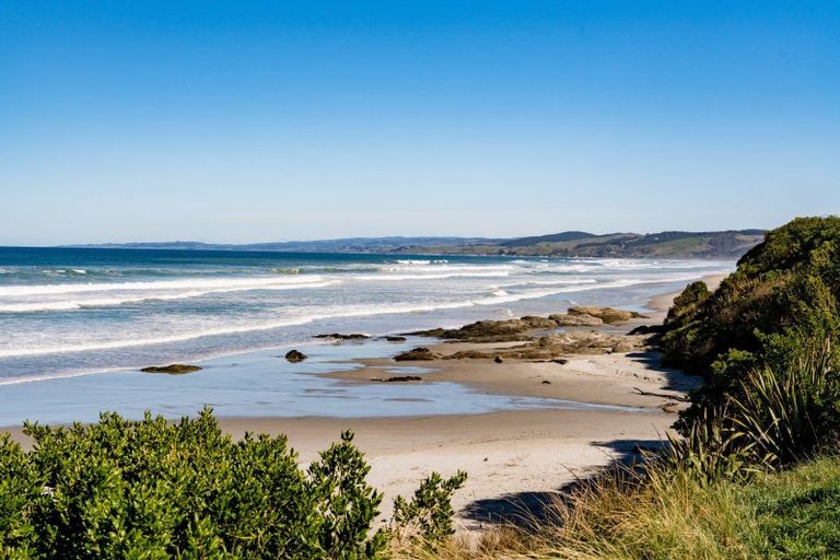 Photo of property in 8a Queen Street, Brighton, Dunedin, 9035