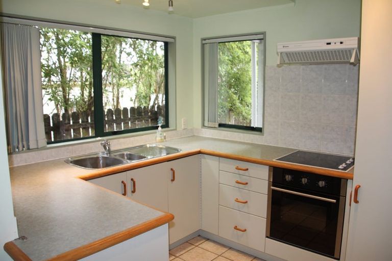 Photo of property in 56a Taikata Road, Te Atatu Peninsula, Auckland, 0610