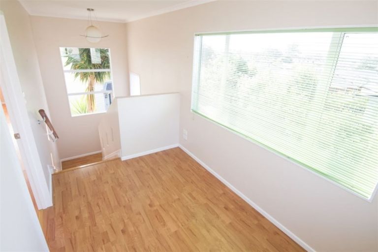 Photo of property in 132a Mcleod Road, Te Atatu South, Auckland, 0610