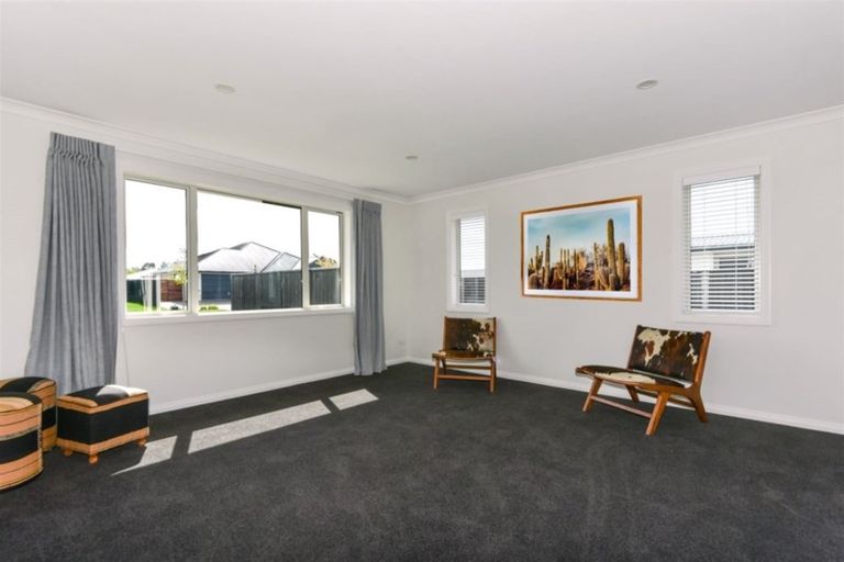 Photo of property in 71 Farthing Drive, Prebbleton, 7604