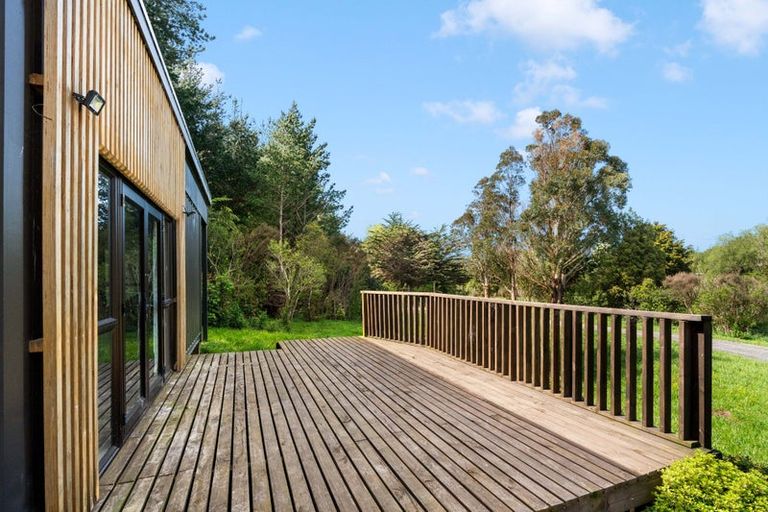 Photo of property in 90 Hoeke Road, Carrington, Carterton, 5791