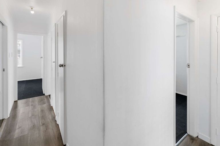 Photo of property in 11 Russell Road, Wainuiomata, Lower Hutt, 5014