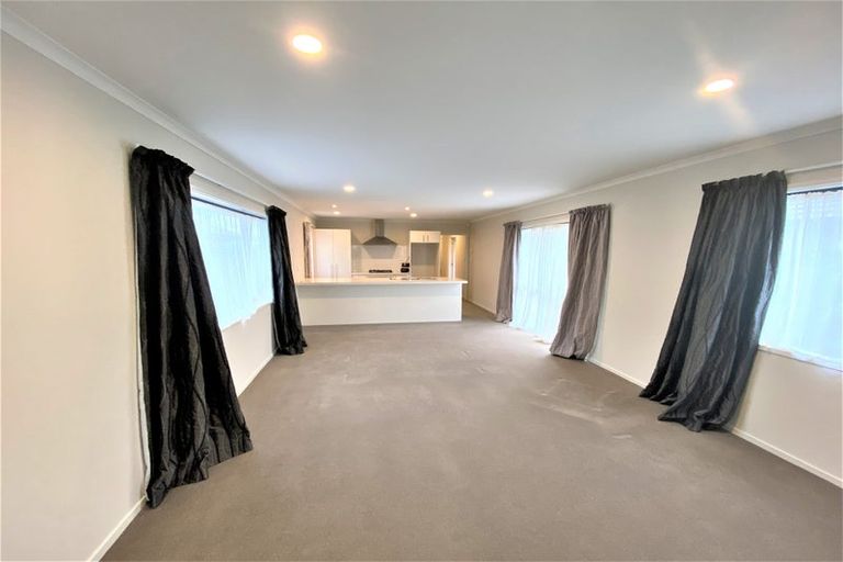 Photo of property in 19 Lightbody Lane, Wigram, Christchurch, 8042