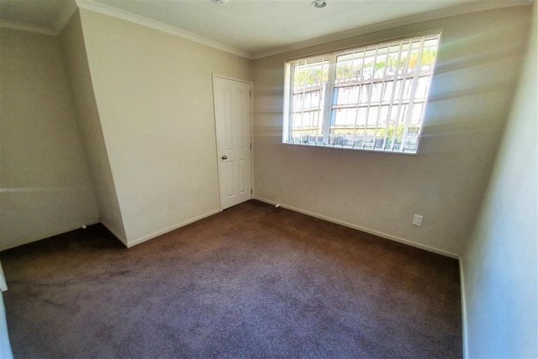 Photo of property in 12 Nykki Place, Papakura, 2110