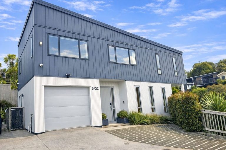 Photo of property in 5/3c Long Bay Drive, Torbay, Auckland, 0630