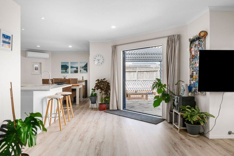 Photo of property in 7 Roderick Place, Rototuna, Hamilton, 3210