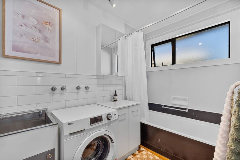 Photo of property in 5 Ruru Road, Linwood, Christchurch, 8062