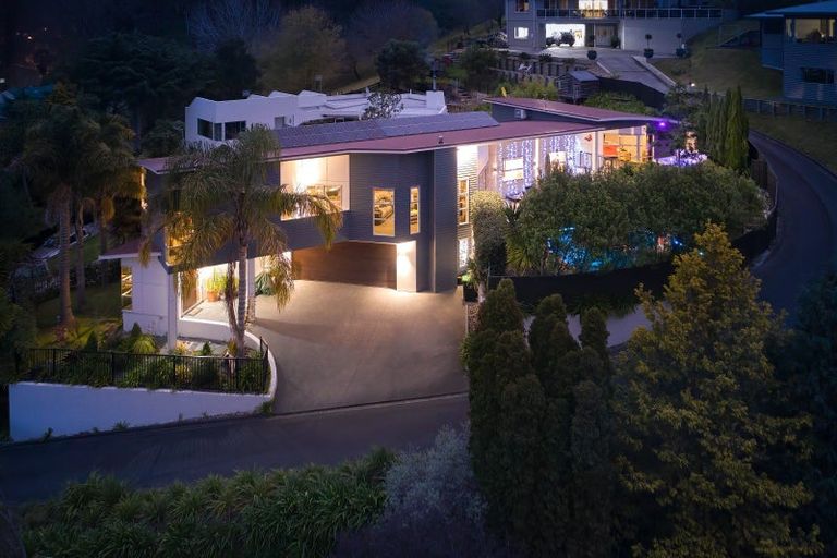 Photo of property in 30 Lowther Place, Taradale, Napier, 4112