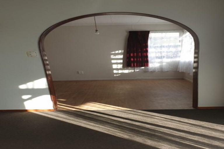 Photo of property in 121a Russell Road, Manurewa, Auckland, 2102