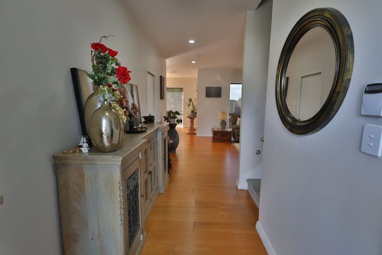 Photo of property in 16 Francesco Drive, Karaka, Papakura, 2113