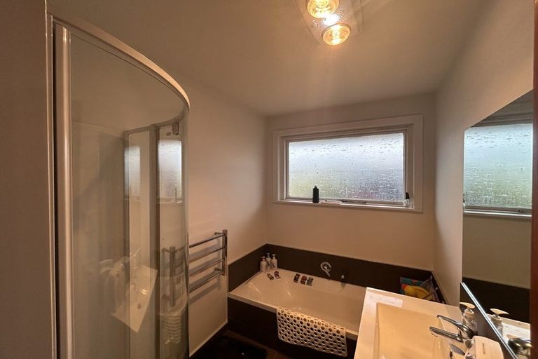 Photo of property in 35 Eglinton Street, Avondale, Christchurch, 8061