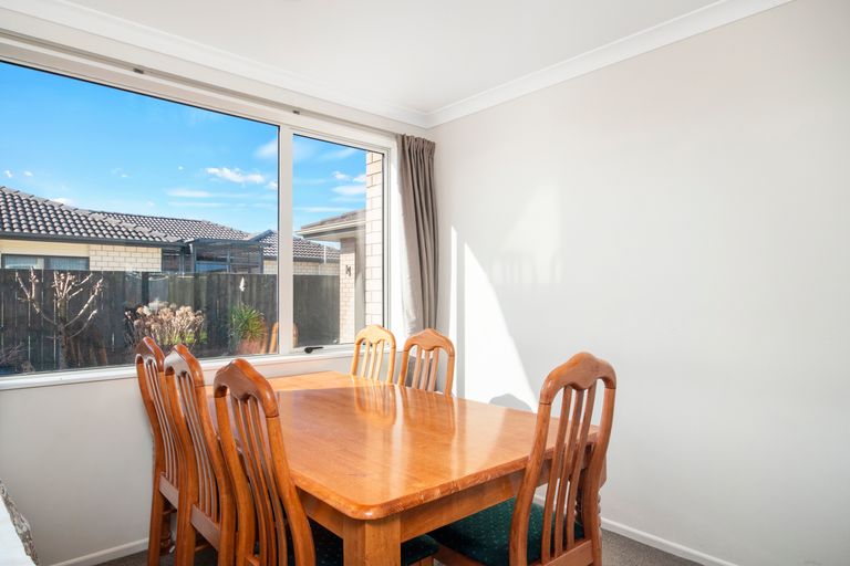 Photo of property in 19 Magnolia Drive, Waiuku, 2123