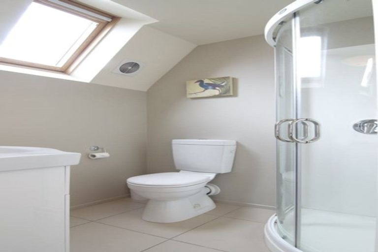 Photo of property in 94b Picton Avenue, Riccarton, Christchurch, 8011