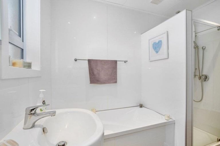 Photo of property in 25 Elsie Street, Gore, 9710