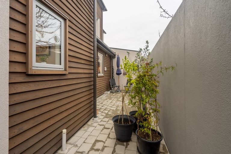 Photo of property in 22 Mona Vale Avenue, Riccarton, Christchurch, 8011