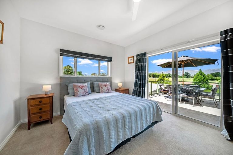 Photo of property in 25 Muriwai Drive, Manapouri, 9679