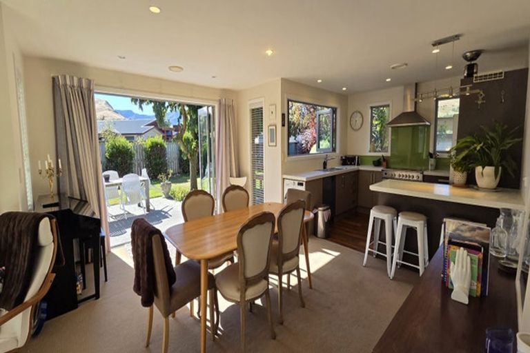 Photo of property in 45 Onslow Road, Lake Hayes, Queenstown, 9304