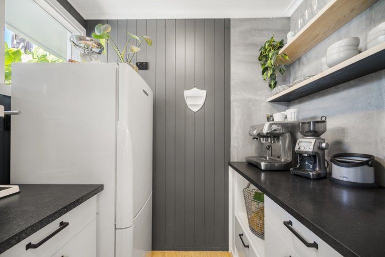 Photo of property in 11 High Street, Devonport, Auckland, 0624
