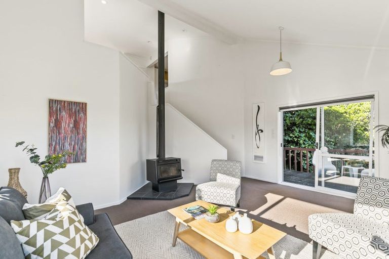 Photo of property in 44 Bedford Street, Northland, Wellington, 6012