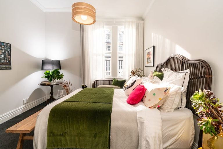 Photo of property in 18 Portland Crescent, Thorndon, Wellington, 6011