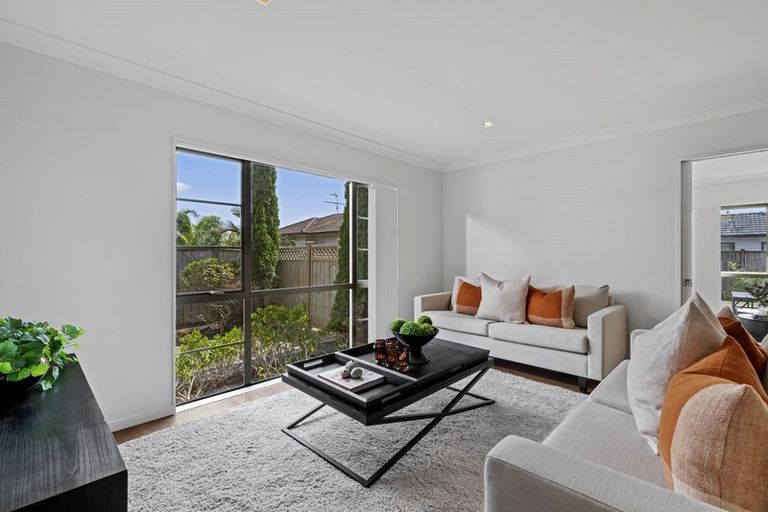 Photo of property in 38 Oakway Drive, Schnapper Rock, Auckland, 0632