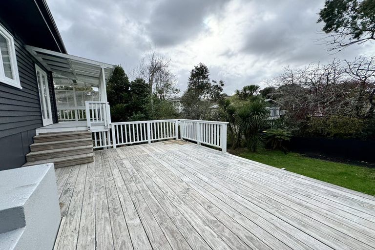 Photo of property in 45 Rua Road, Glen Eden, Auckland, 0602