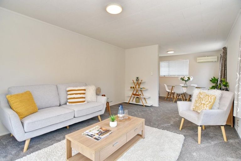 Photo of property in 1/24a Medina Crescent, Parklands, Christchurch, 8083