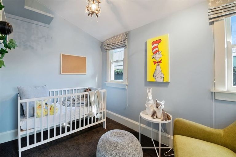 Photo of property in 11 Corson Avenue, Beckenham, Christchurch, 8023