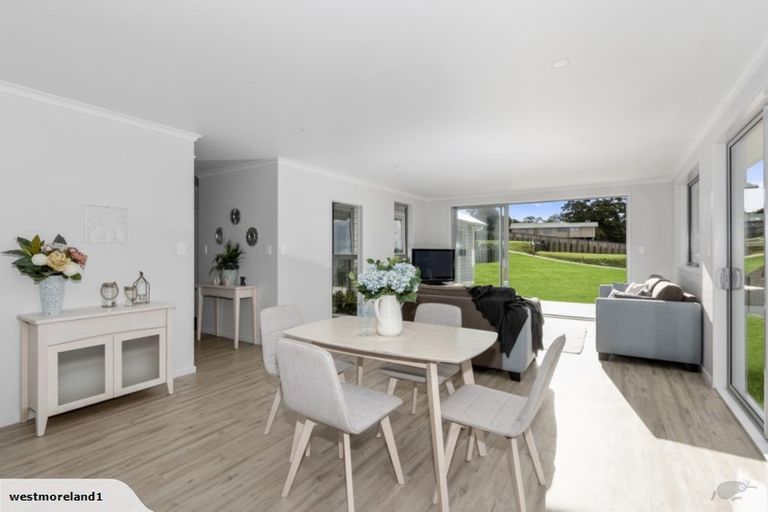 Photo of property in 2 Kainui Heights, Kamo, 0112