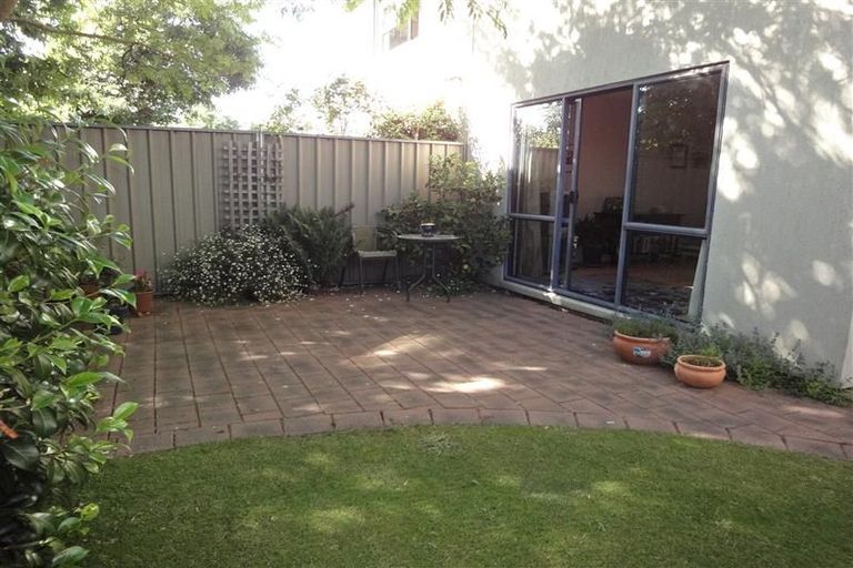 Photo of property in 7/34 Somerset Crescent, Spreydon, Christchurch, 8024