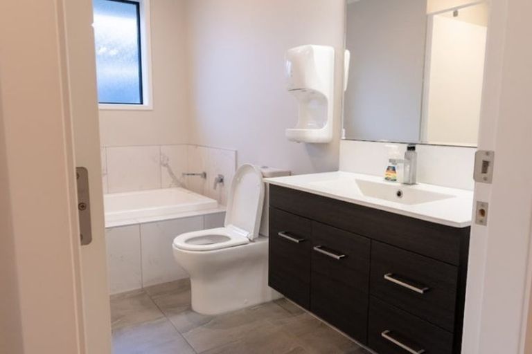 Photo of property in 1 Monarch Drive, Ashhurst, 4810