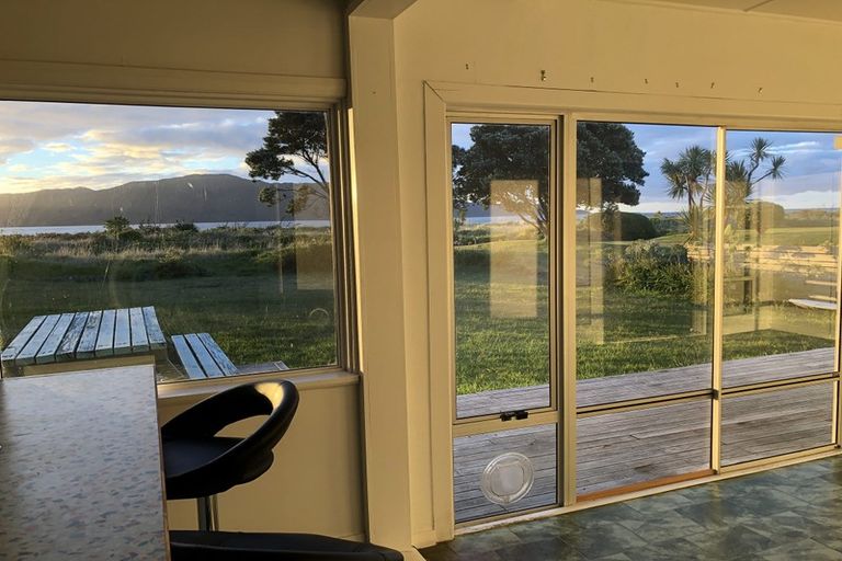 Photo of property in 101 Manly Street, Paraparaumu Beach, Paraparaumu, 5032