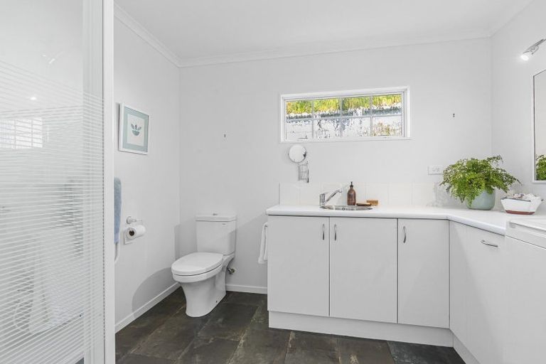 Photo of property in 32a Bayly Road, Moturoa, New Plymouth, 4310
