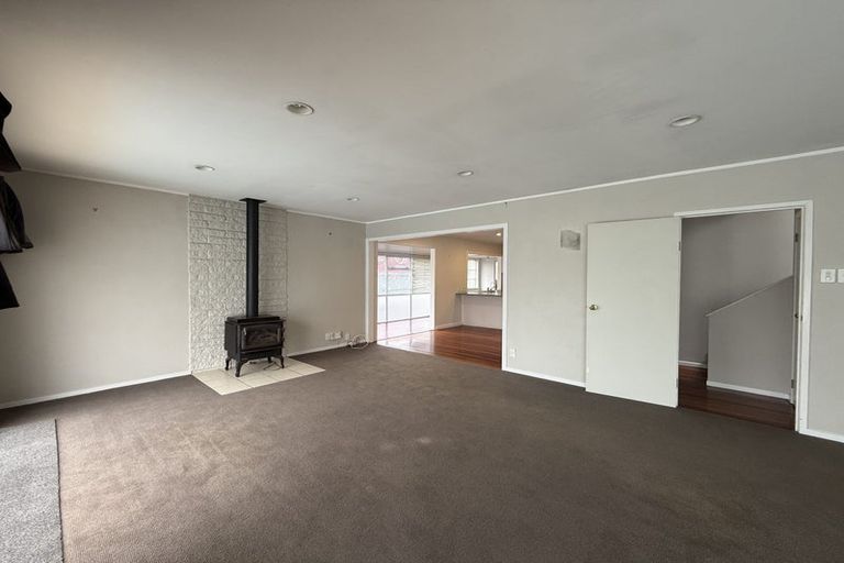 Photo of property in 607 Beach Road, Rothesay Bay, Auckland, 0630