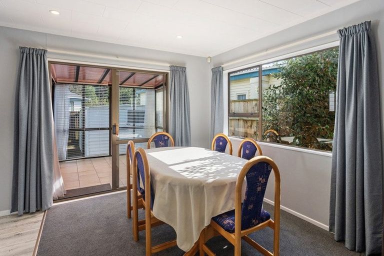 Photo of property in 14a Dale Road, Raumati South, Paraparaumu, 5032