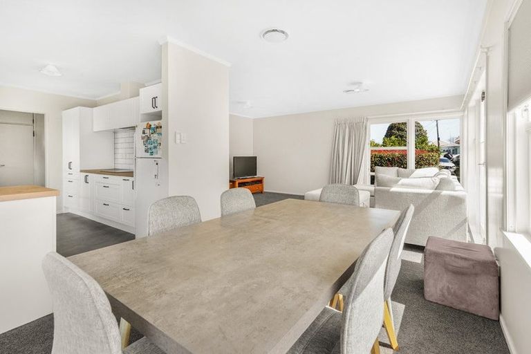 Photo of property in 12 Galloway Street, Hamilton East, Hamilton, 3216