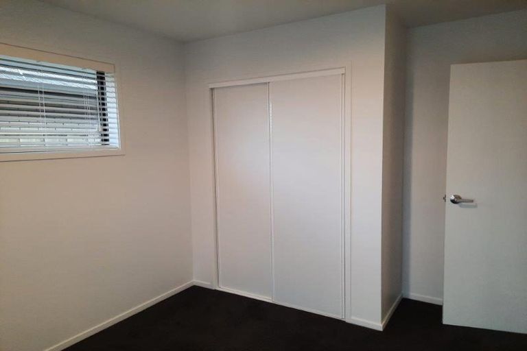 Photo of property in 32 Ellmers Street, Woodend, 7691