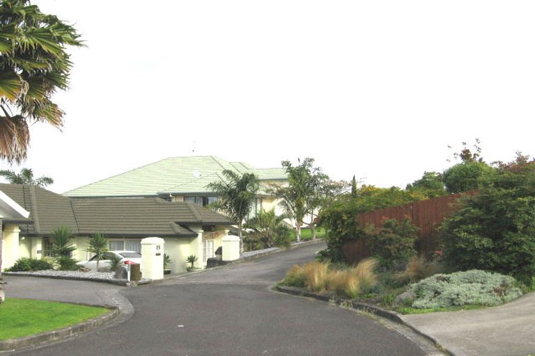 Photo of property in 11 Covina Place, Somerville, Auckland, 2014
