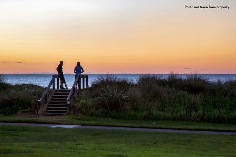 Photo of property in 6 Seaton Street, Strandon, New Plymouth, 4312