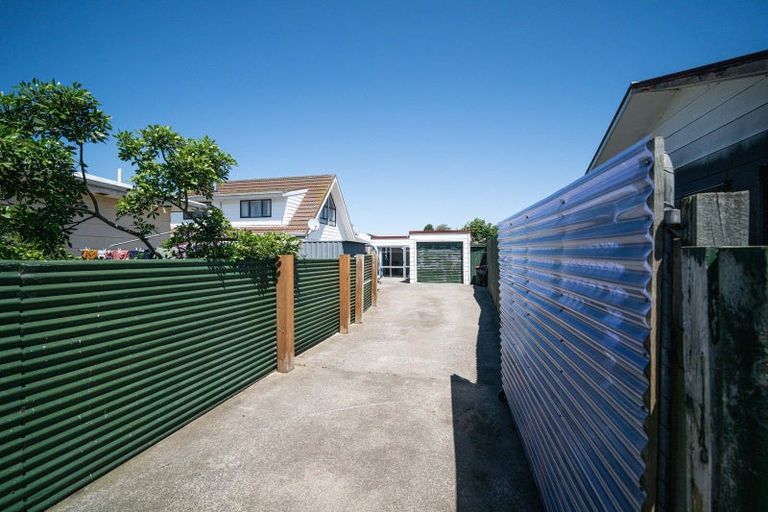 Photo of property in 247 Flaxmere Avenue, Flaxmere, Hastings, 4120