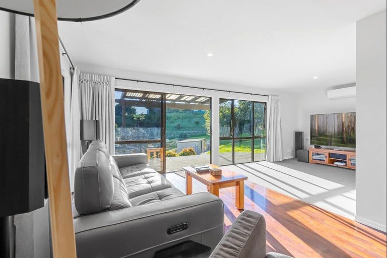 Photo of property in 96r Panorama Drive, Welcome Bay, Tauranga, 3175