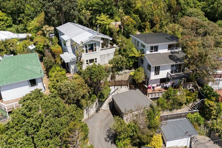 Photo of property in 7 Doris Gordon Crescent, Crofton Downs, Wellington, 6035