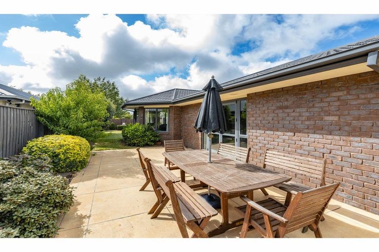 Photo of property in 4 Annaby Drive, Northwood, Christchurch, 8051