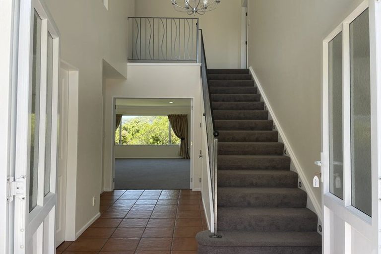 Photo of property in 9 The Topdeck, Whitby, Porirua, 5024