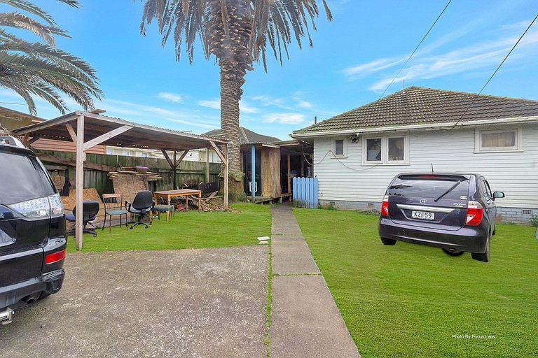 Photo of property in 1/85a Tidal Road, Mangere, Auckland, 2022